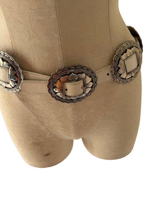 Brighton Sunflower Concho Belt White Silver Size Medium Western-inspired Vintage main image 14